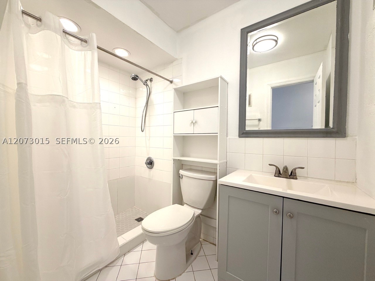 11641 Nw 42nd St Property Photo 6