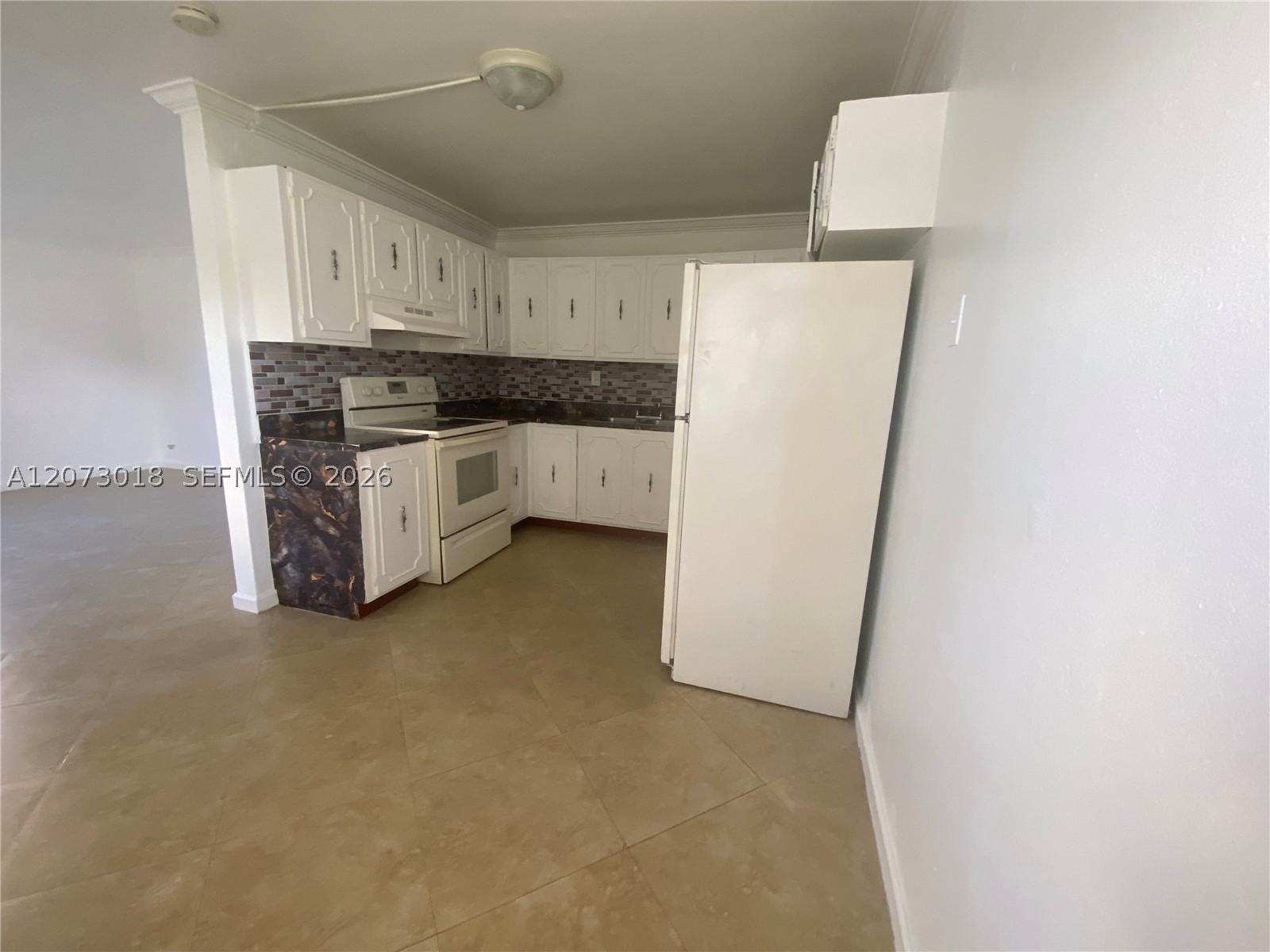 3670 Sw 60th Ave 2 Property Photo 11