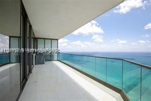 18975 Collins Ave 5404 Property Photo 15