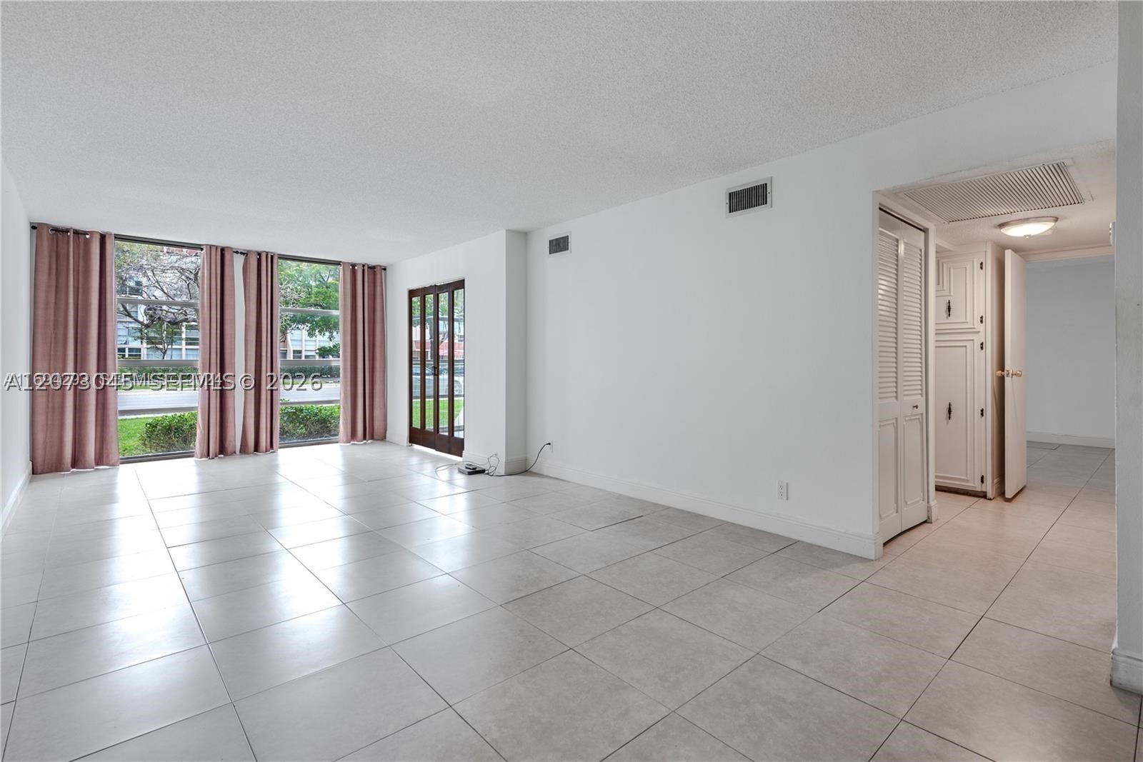 2000 Atlantic Shores Blvd 107 Property Photo 1