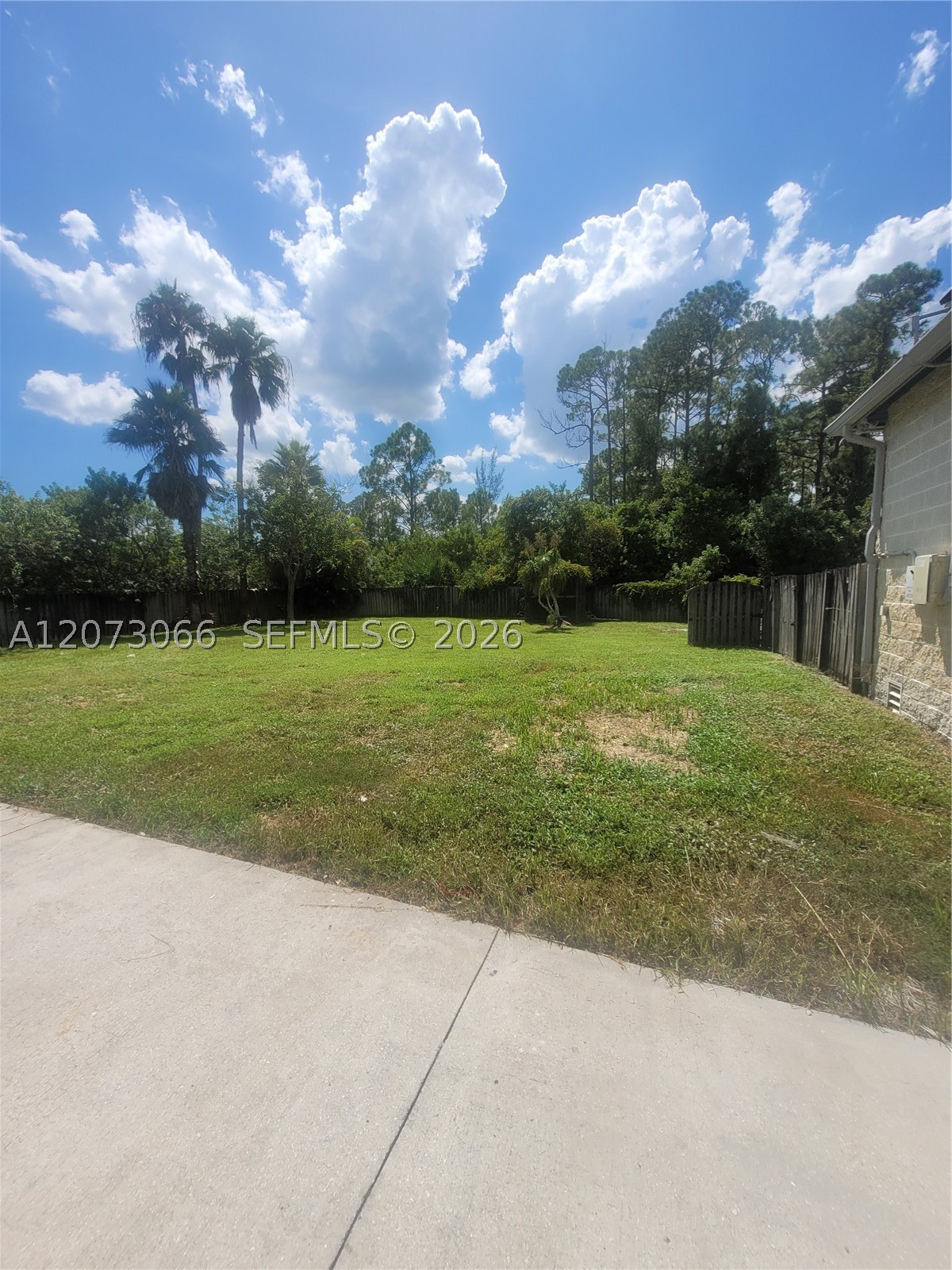 7261 140th Ave N Property Photo 31