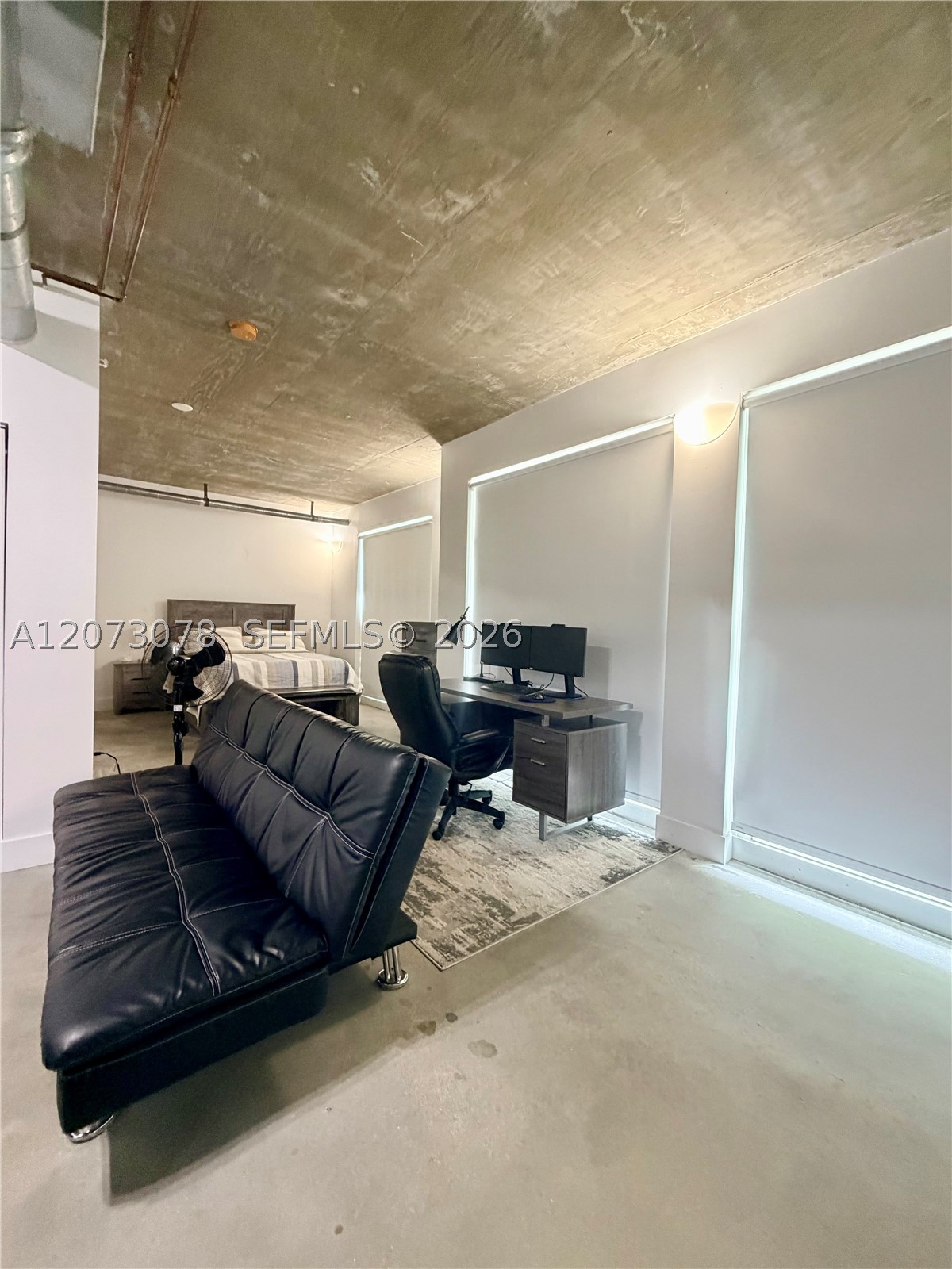 455 NE 25th St 4D Property Photo 1