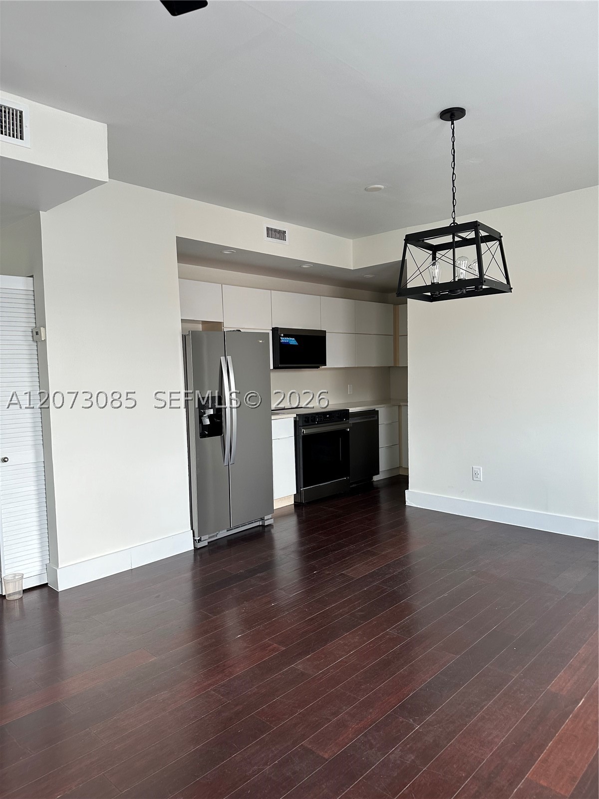 737 Jefferson Ave 303 Property Photo 8