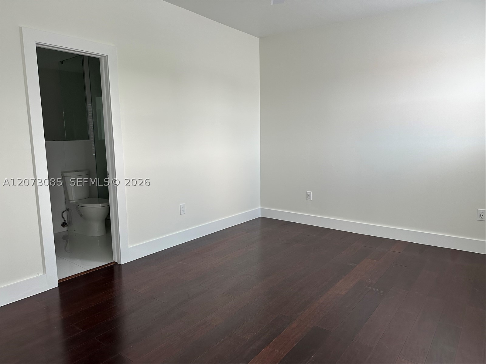 737 Jefferson Ave 303 Property Photo 9