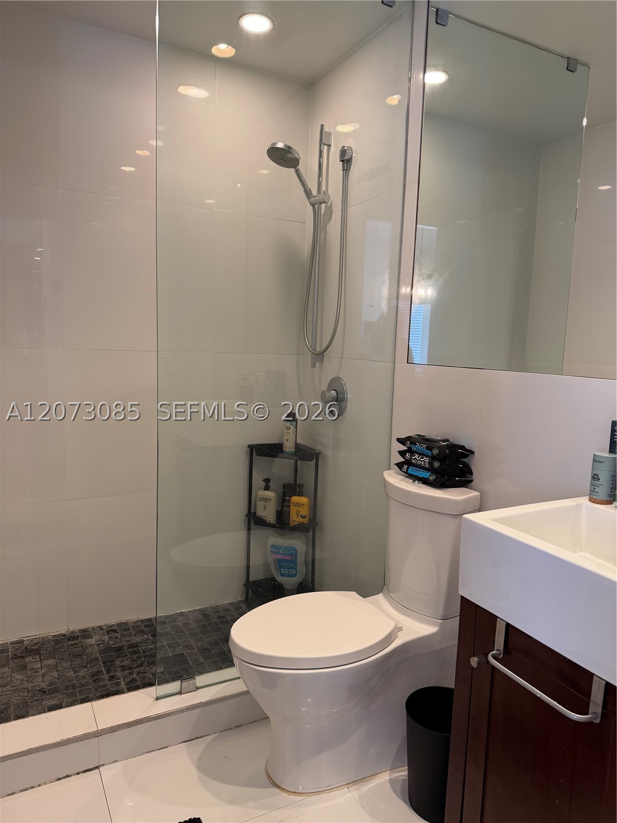 737 Jefferson Ave 303 Property Photo 12