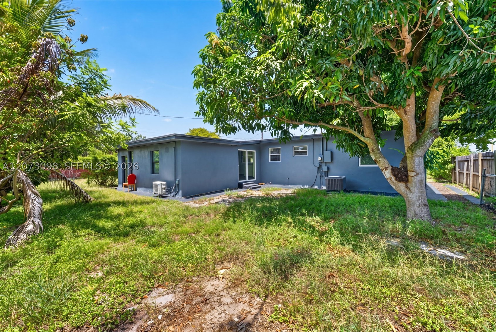 1616 Sw 9th St Property Photo 5