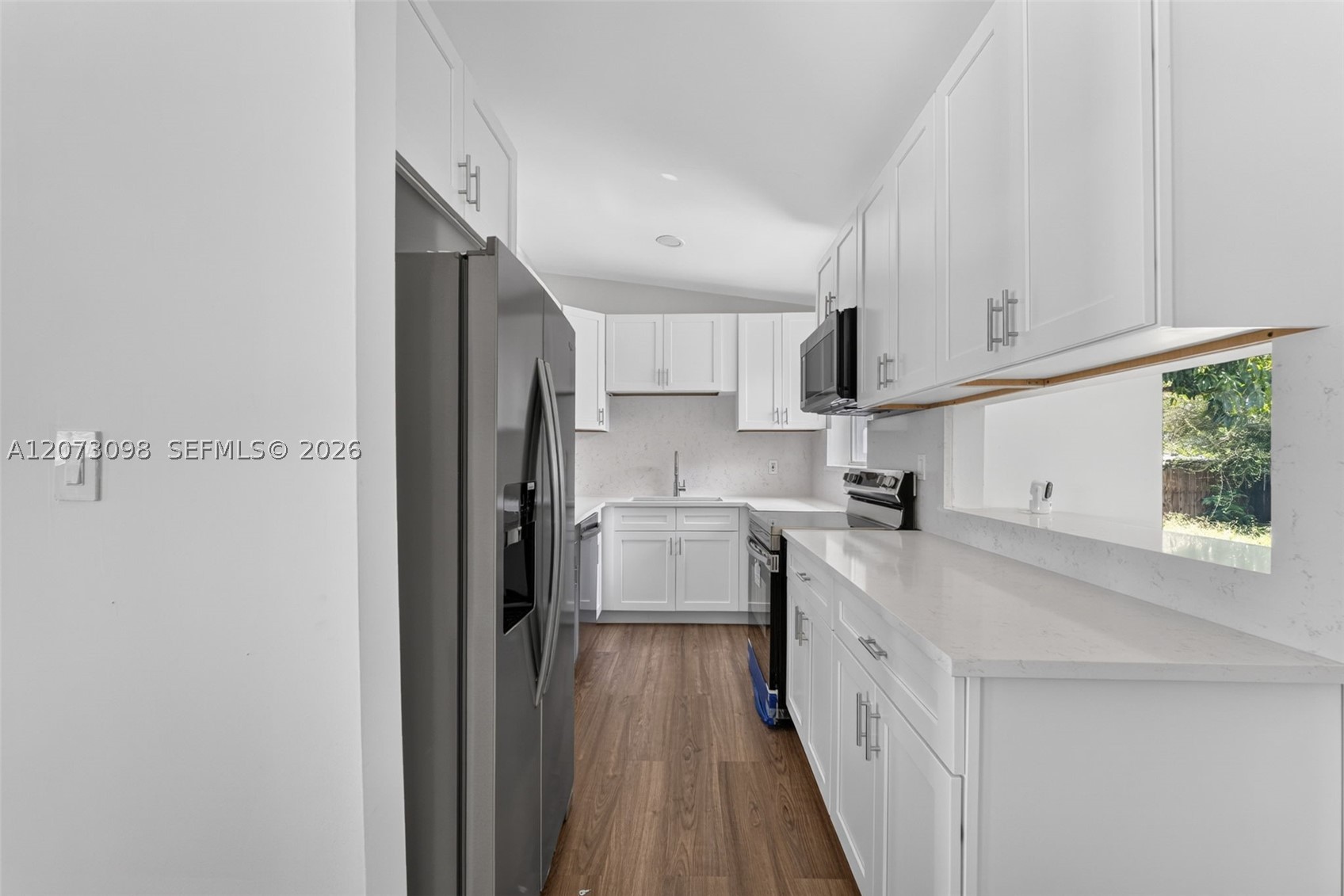1616 Sw 9th St Property Photo 7