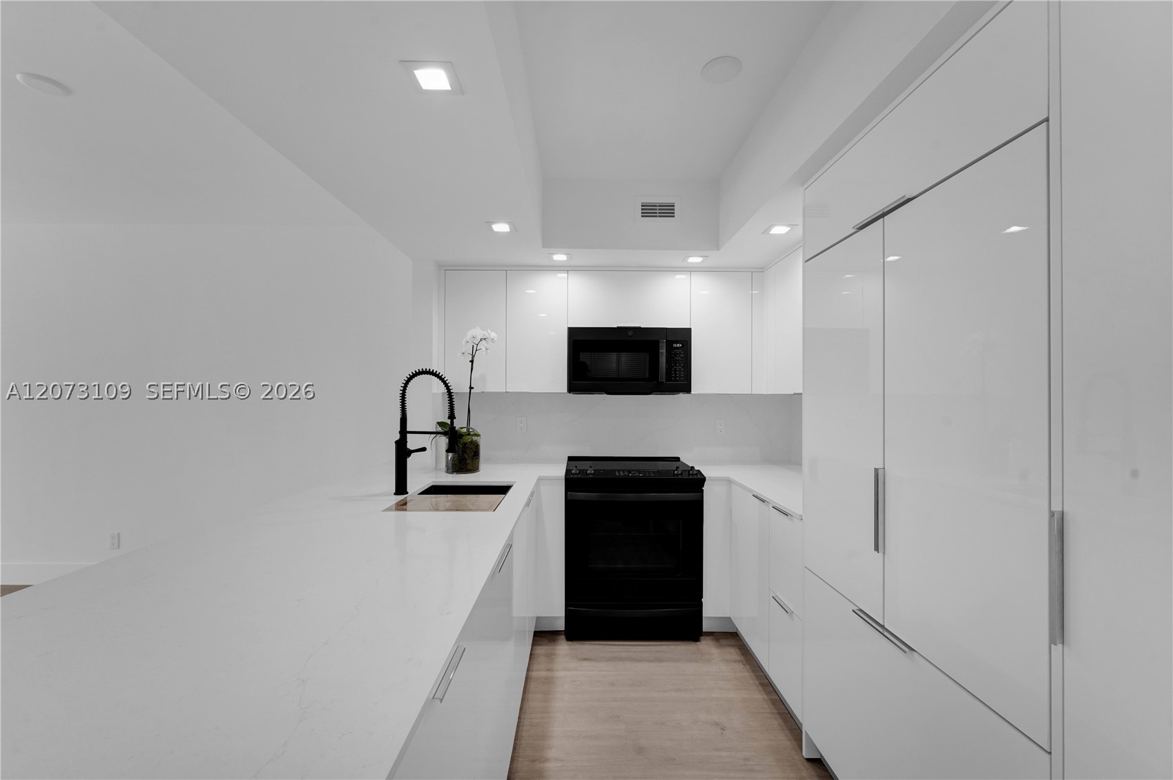 5600 Collins Ave 6a Property Photo 6