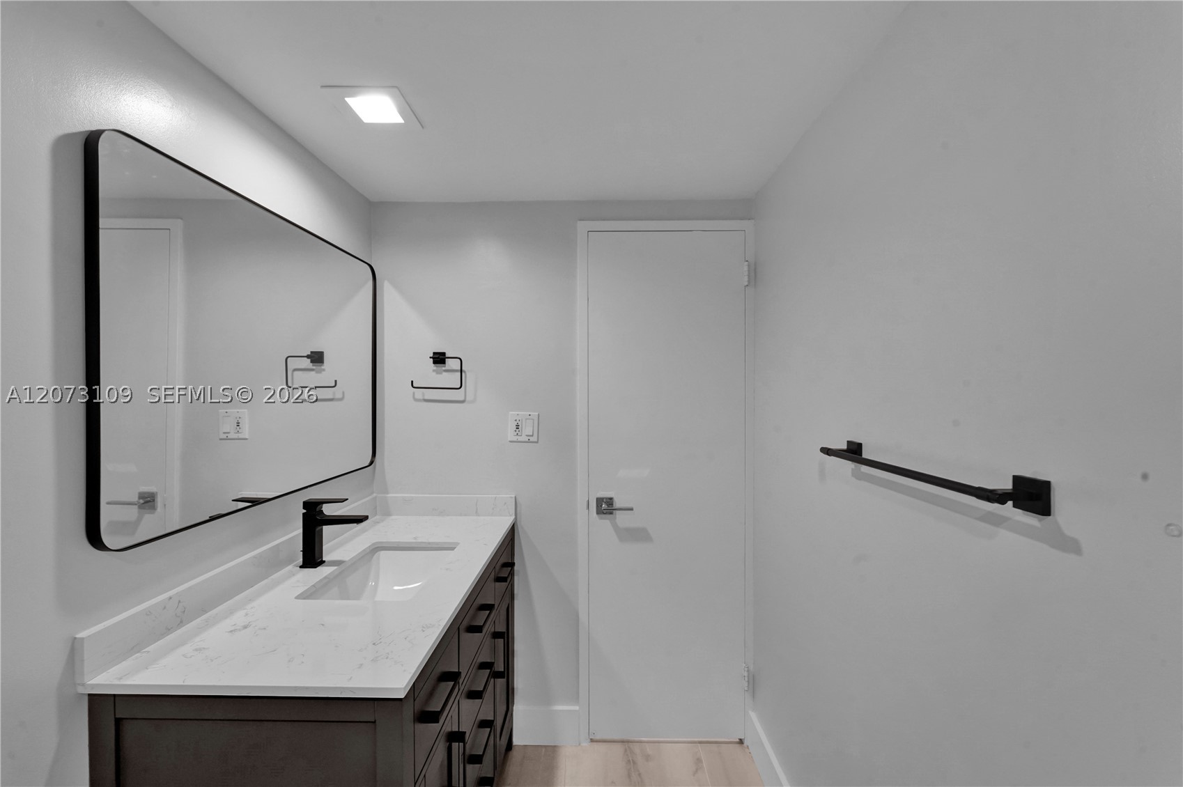 5600 Collins Ave 6a Property Photo 16
