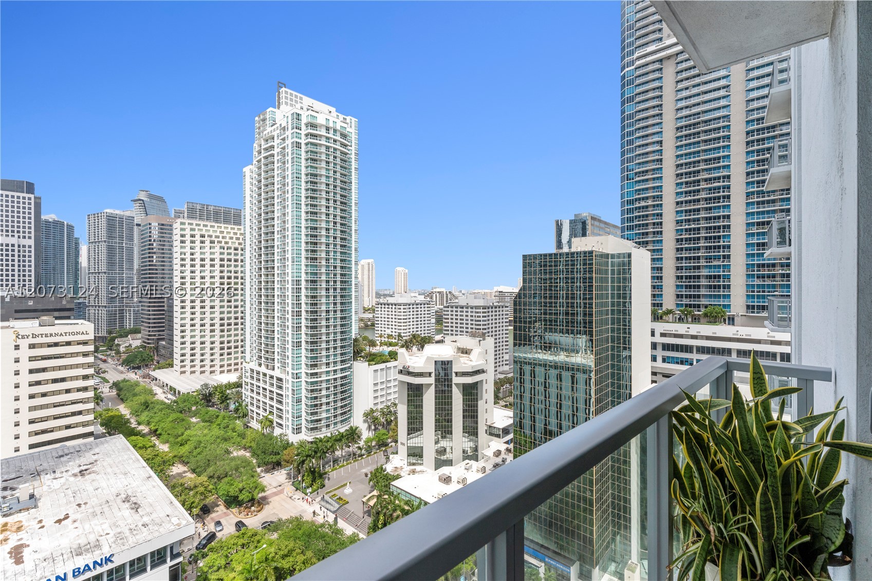 1060 Brickell Ave 2117 Property Photo 15