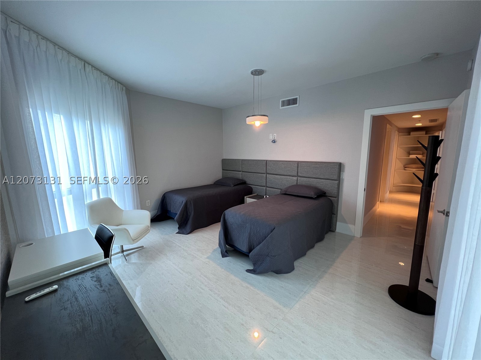 17301 Biscayne Blvd 1402 Property Photo 4