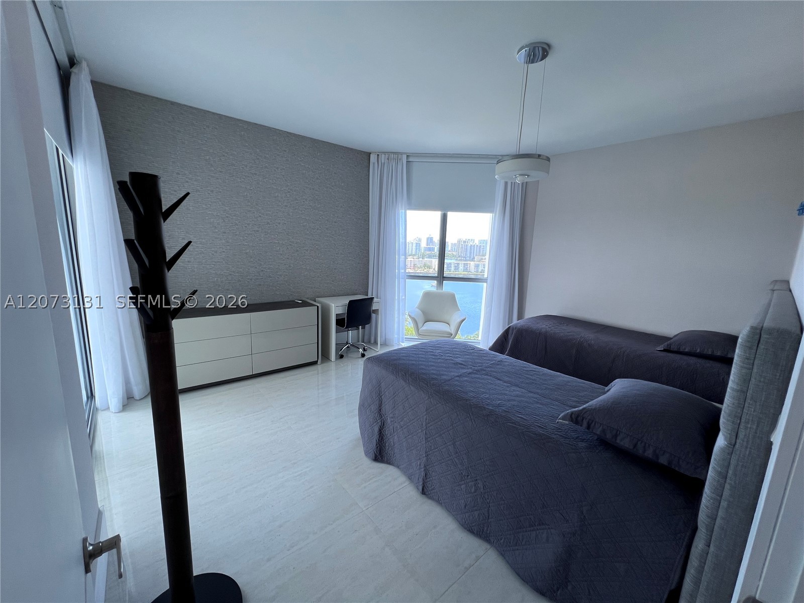 17301 Biscayne Blvd 1402 Property Photo 6
