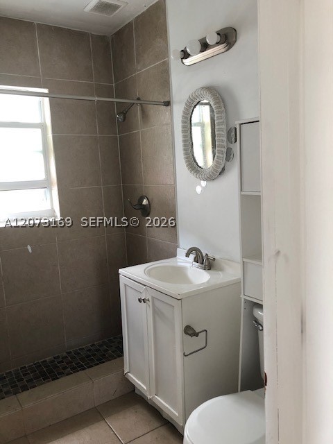 1973 Marseille 3 Property Photo 6