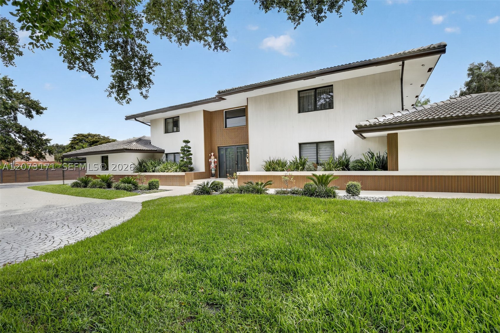 12111 Nw 5th Ct Property Photo 3