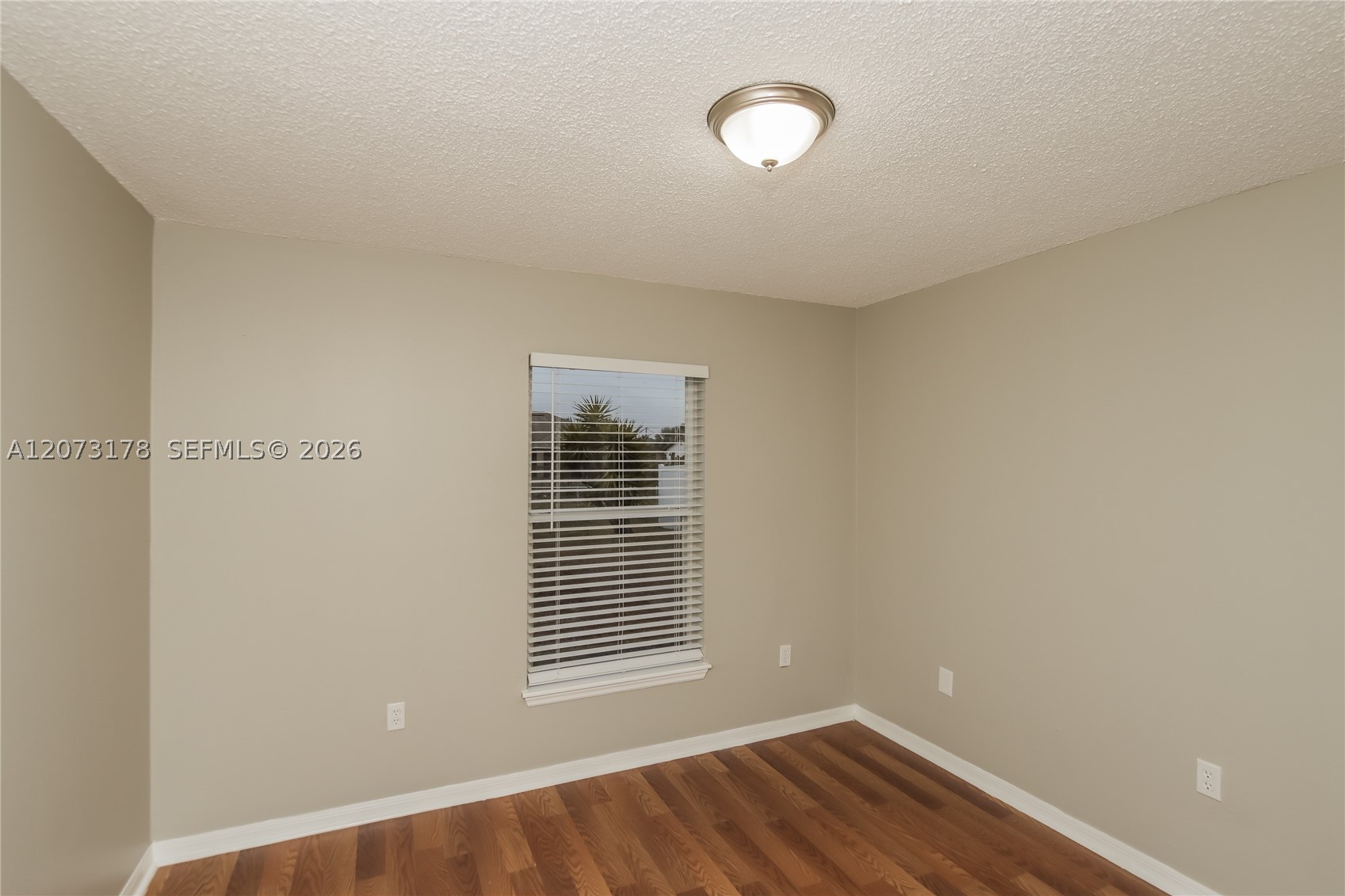 371 Sw Feldman Ave Property Photo 10
