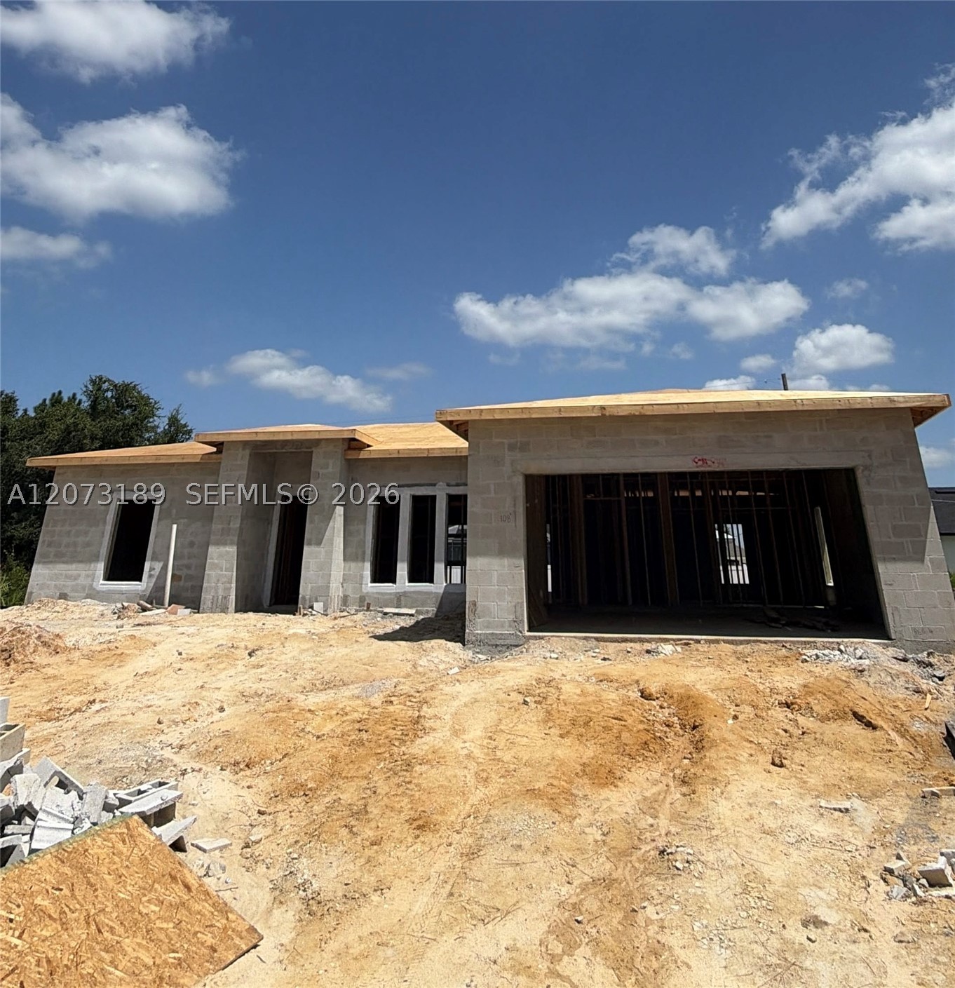 22482 Fortune Ave Property Photo 2