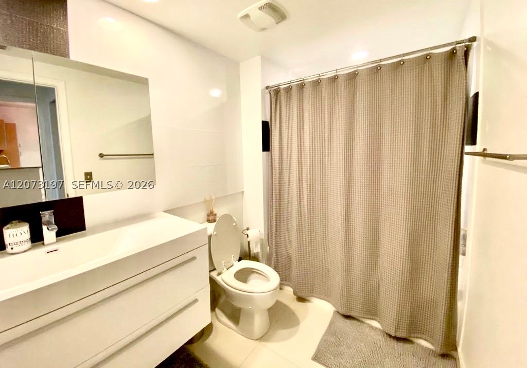 2775 Ne 187th St 419 Property Photo 14