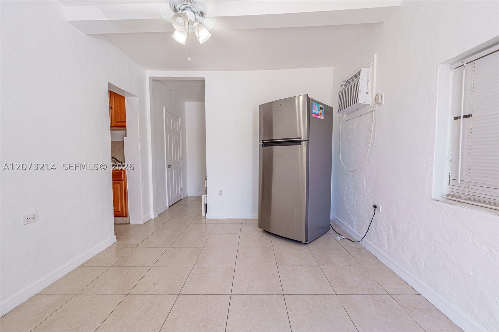 528 SW 21st Ave A Property Photo 1