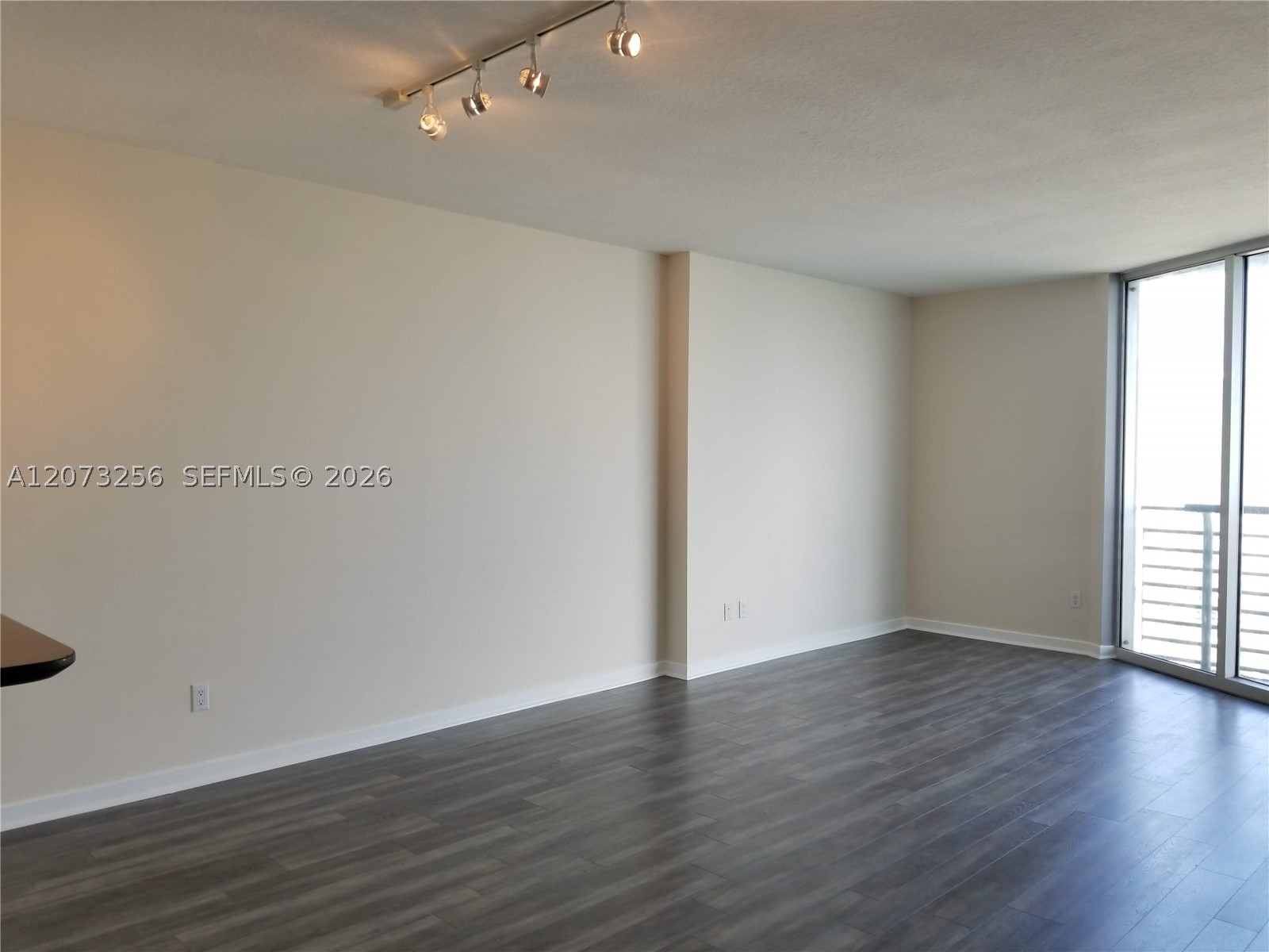 335 S Biscayne Blvd 3802 Property Photo 6