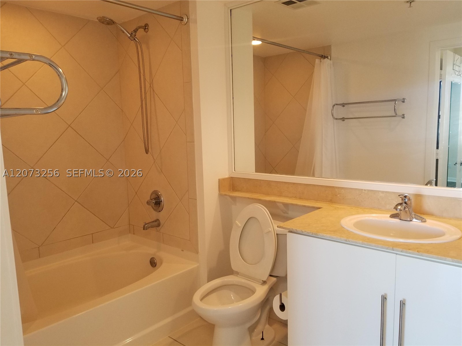 335 S Biscayne Blvd 3802 Property Photo 13