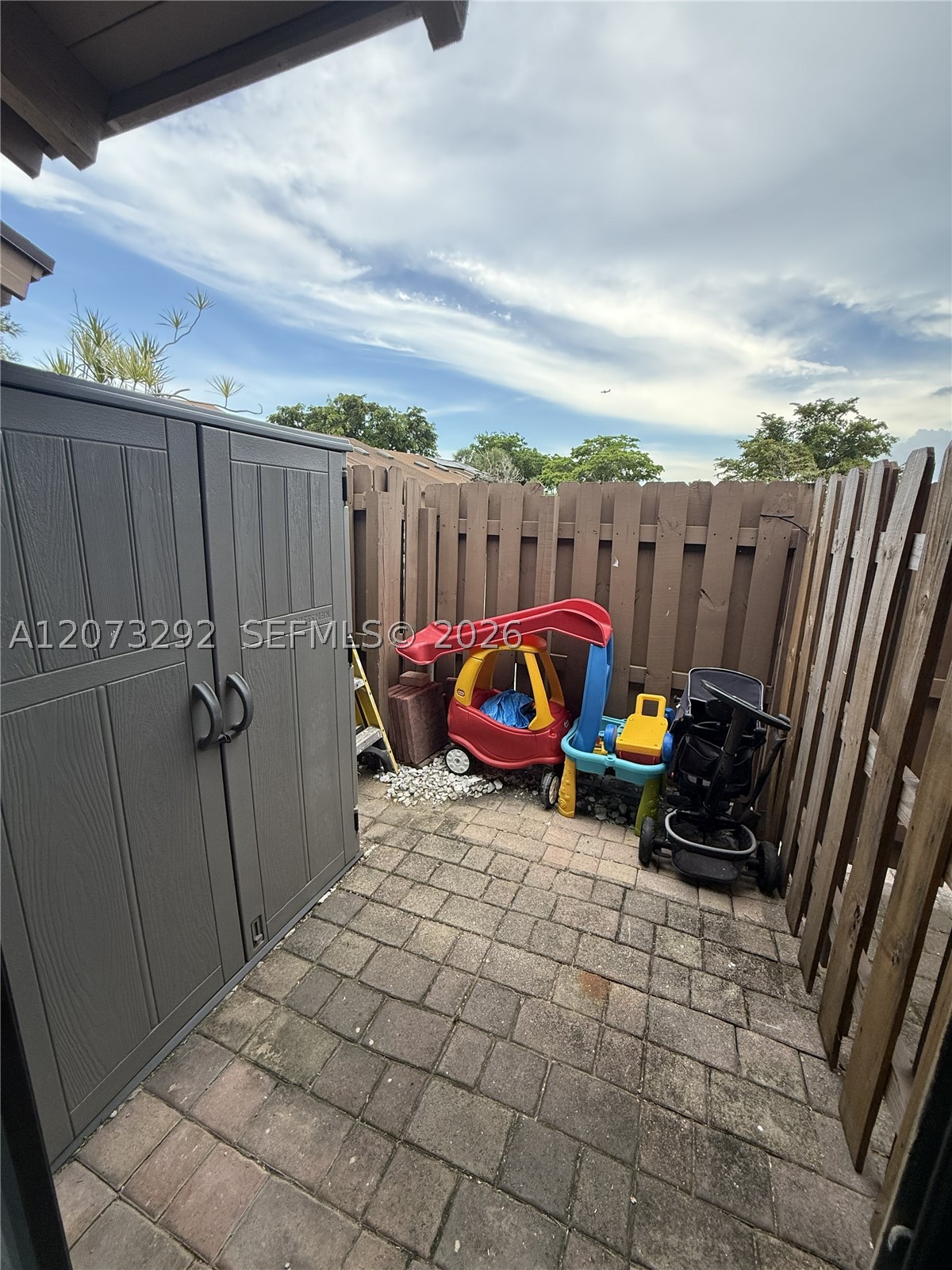 1925 Sw 81st Ter Property Photo 4