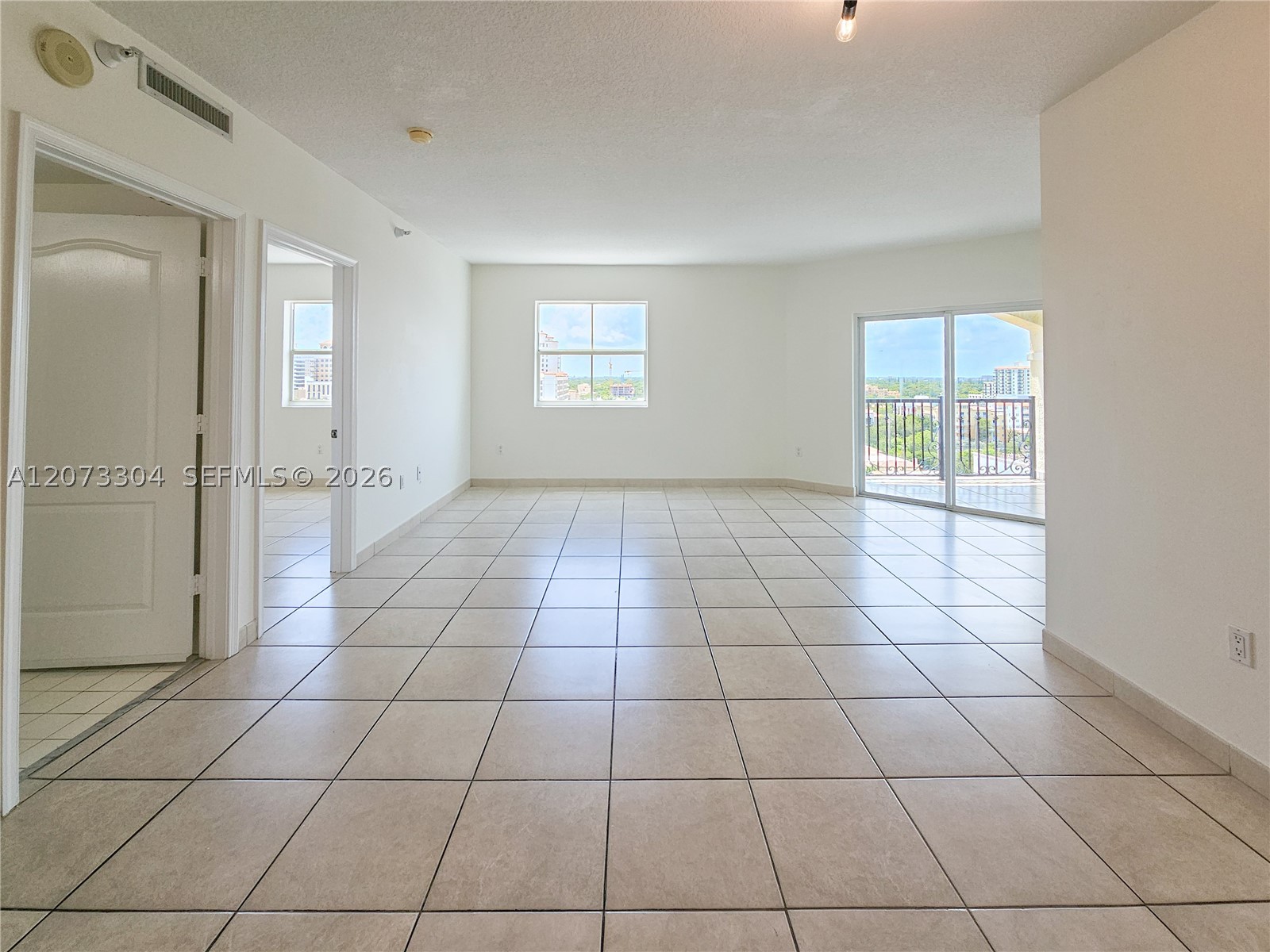 1627 Sw 37th Ave 803 Property Photo 9