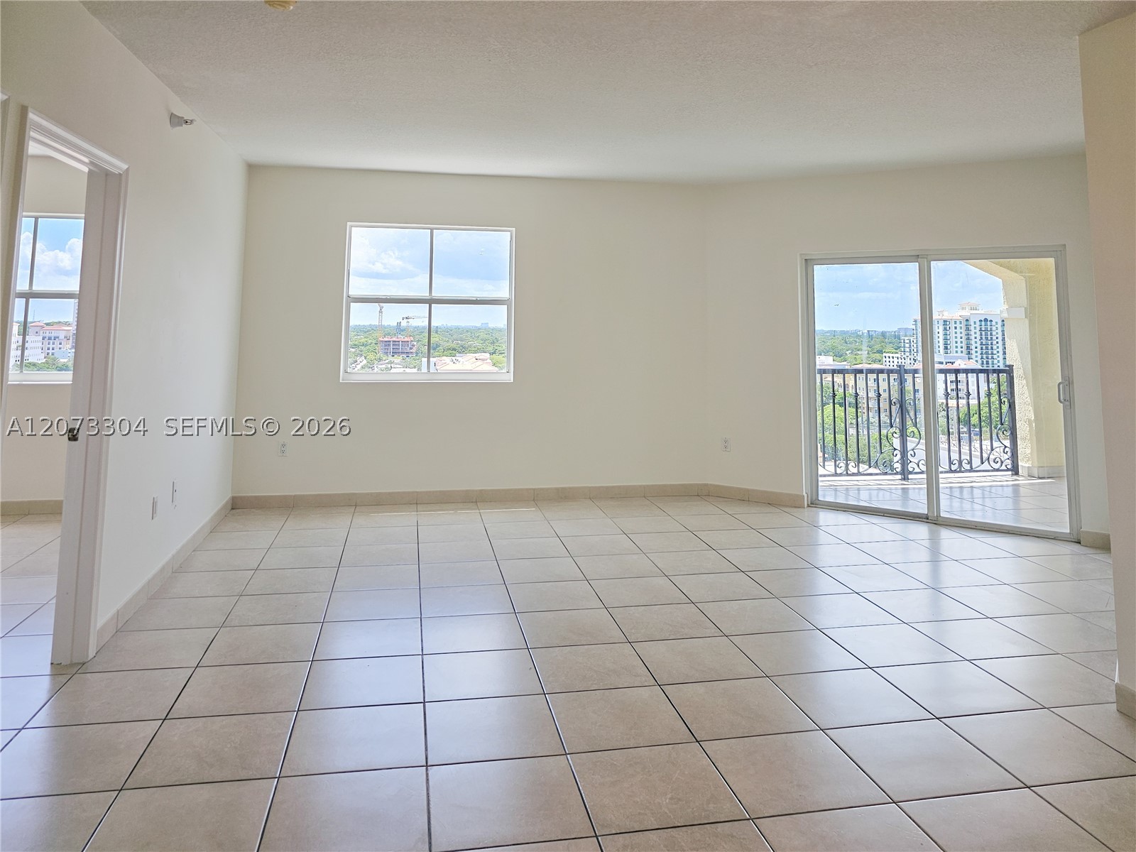 1627 Sw 37th Ave 803 Property Photo 11