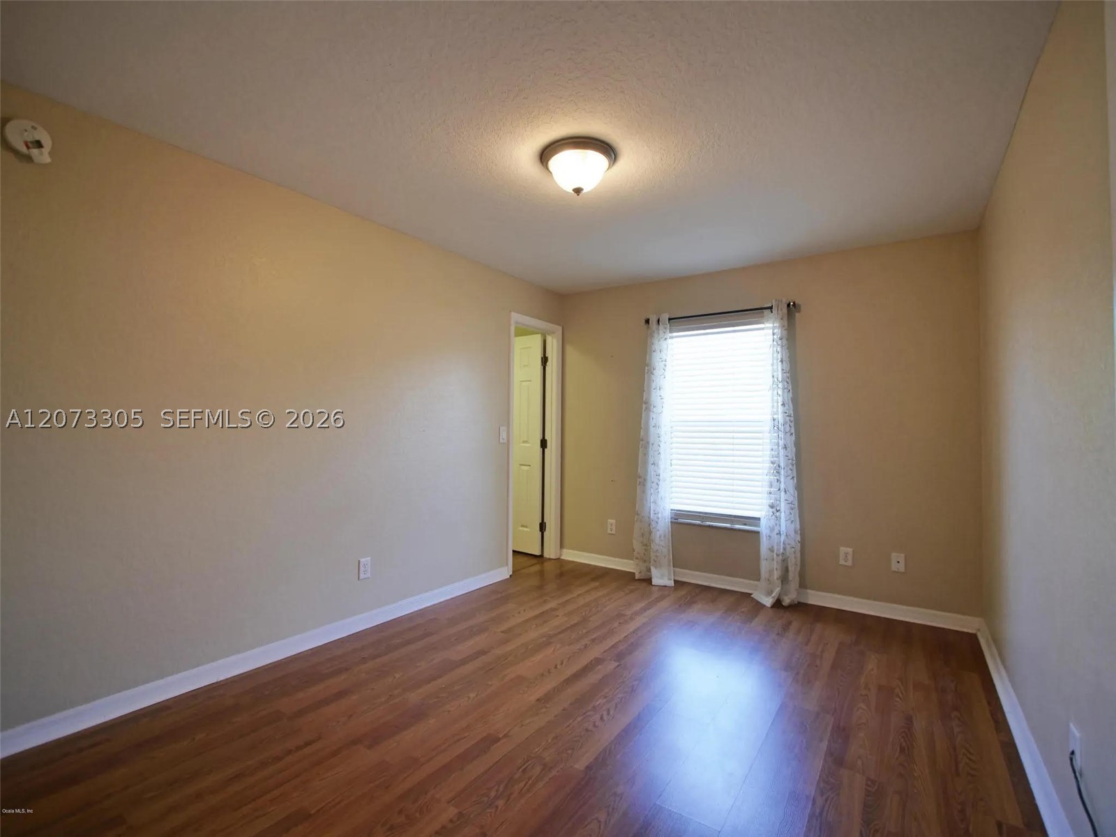 A12073305 Property Photo 10