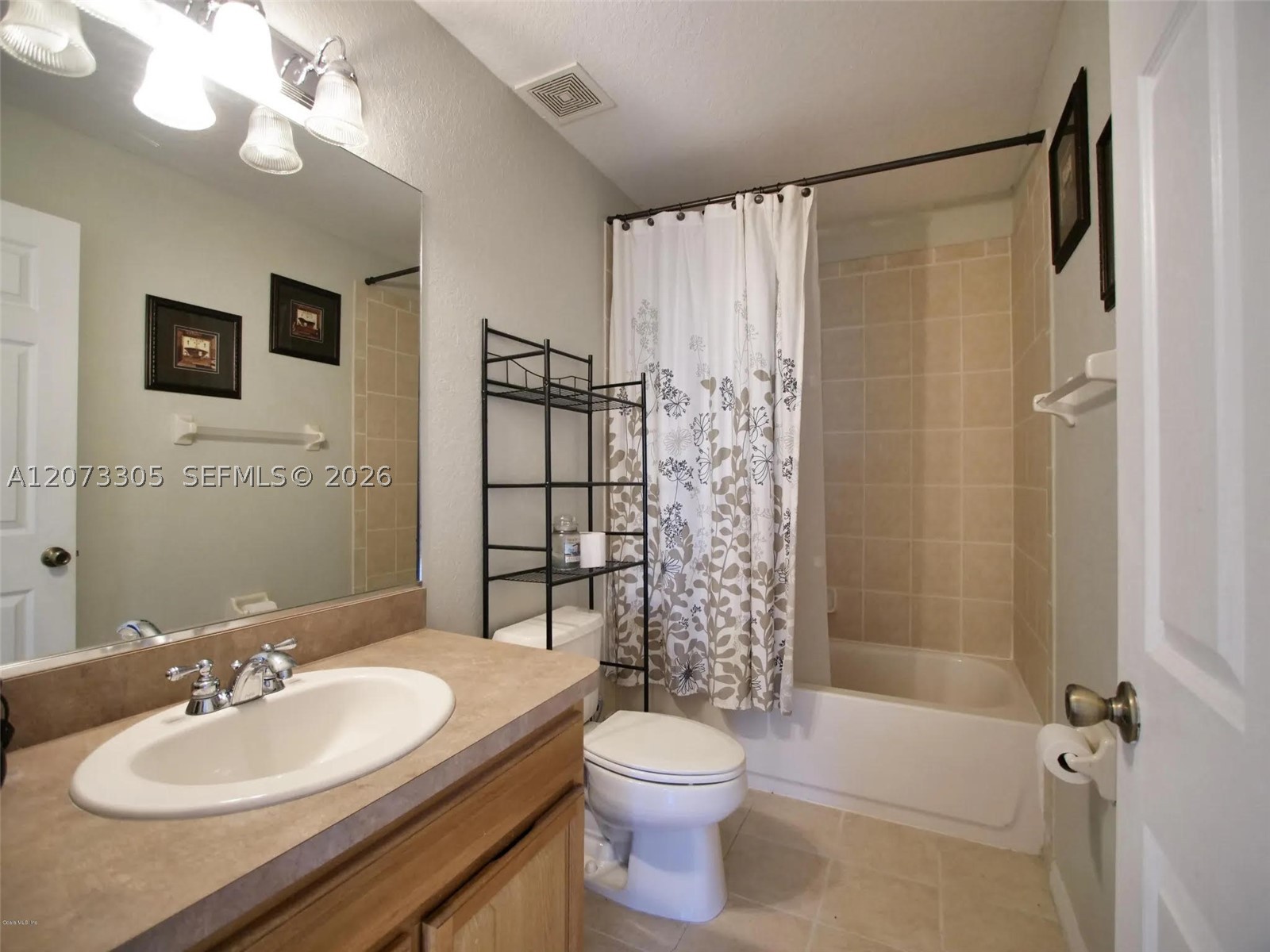 A12073305 Property Photo 14