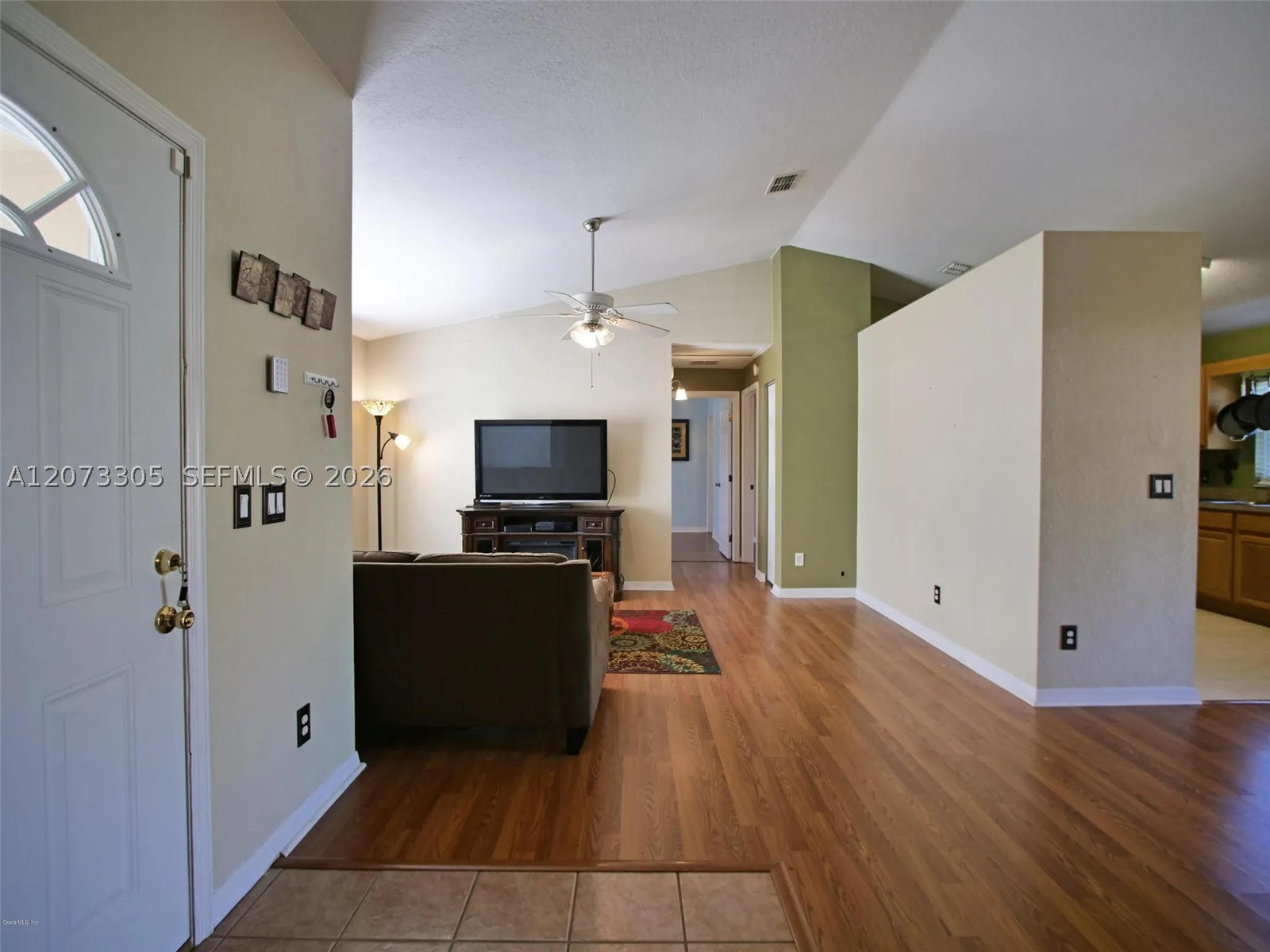 A12073305 Property Photo 15