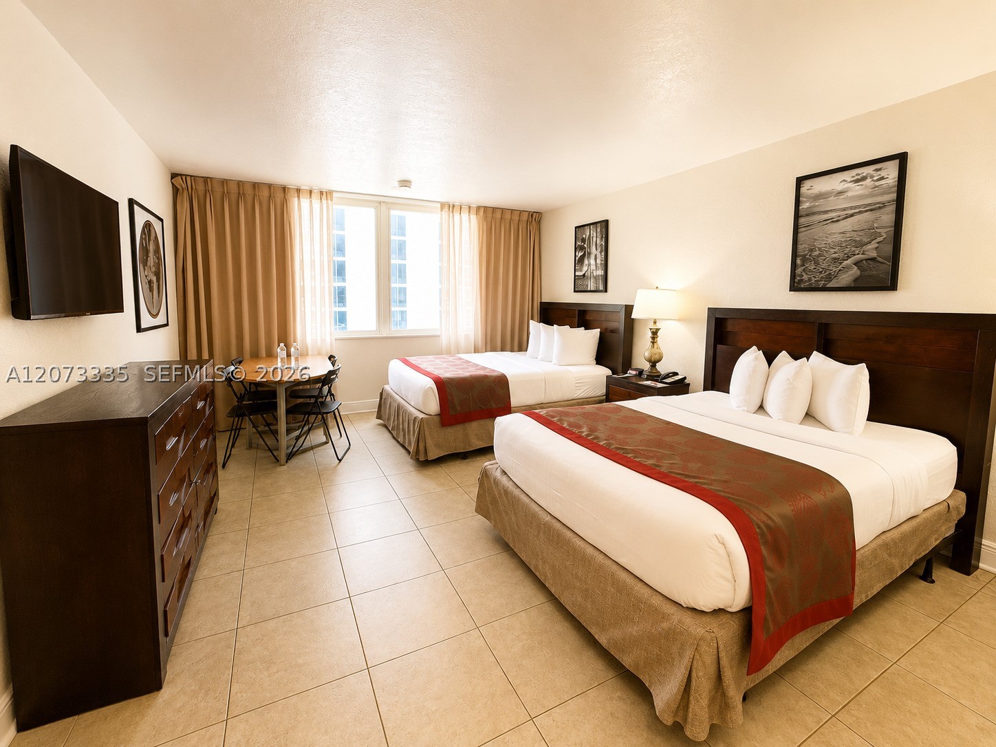 19201 Collins Ave 828 Property Photo 1