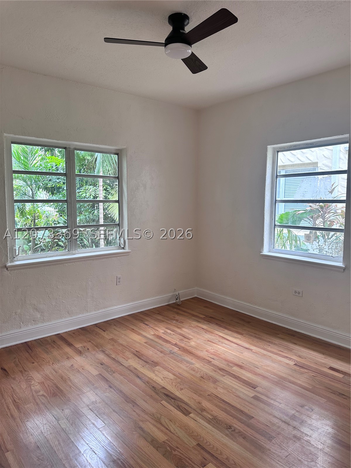 1560 Jefferson Ave 4 Property Photo 5
