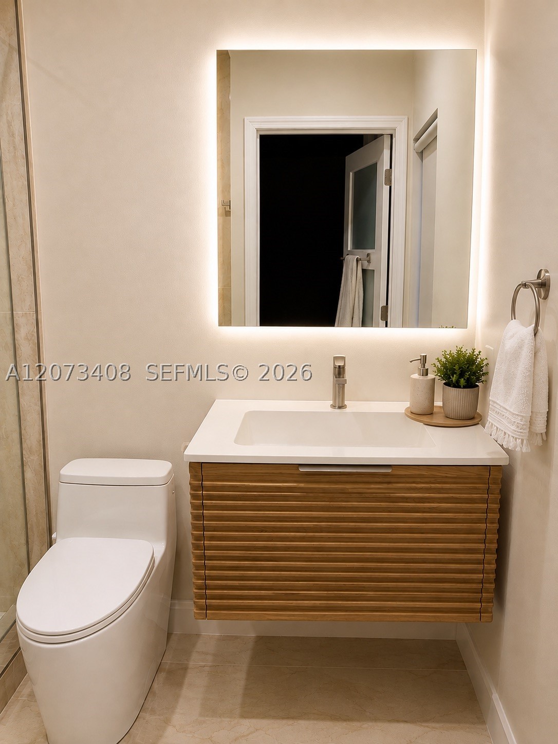 3225 Ne 207th Ter Property Photo 15