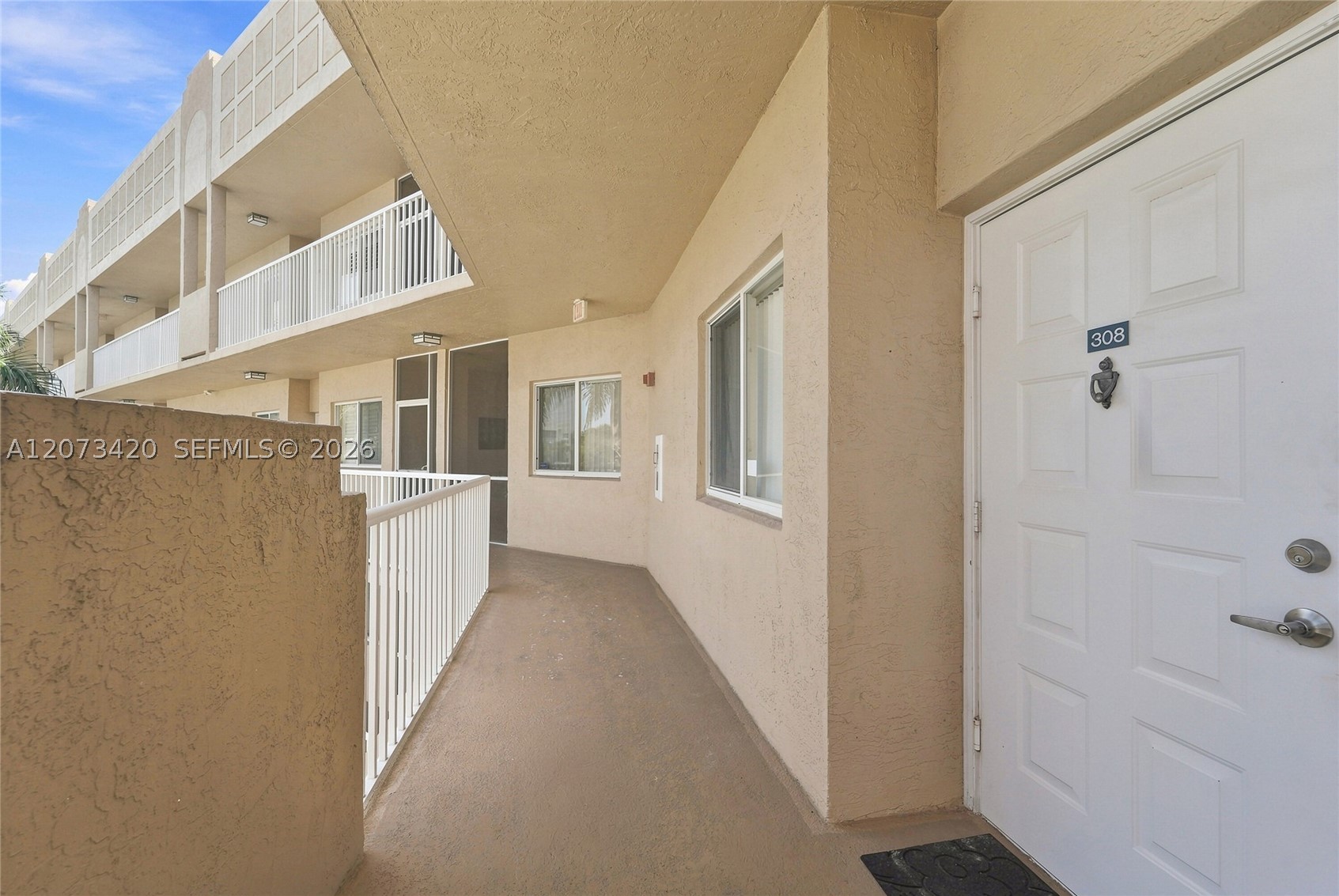 7739 Southampton Ter 308 Property Photo 6