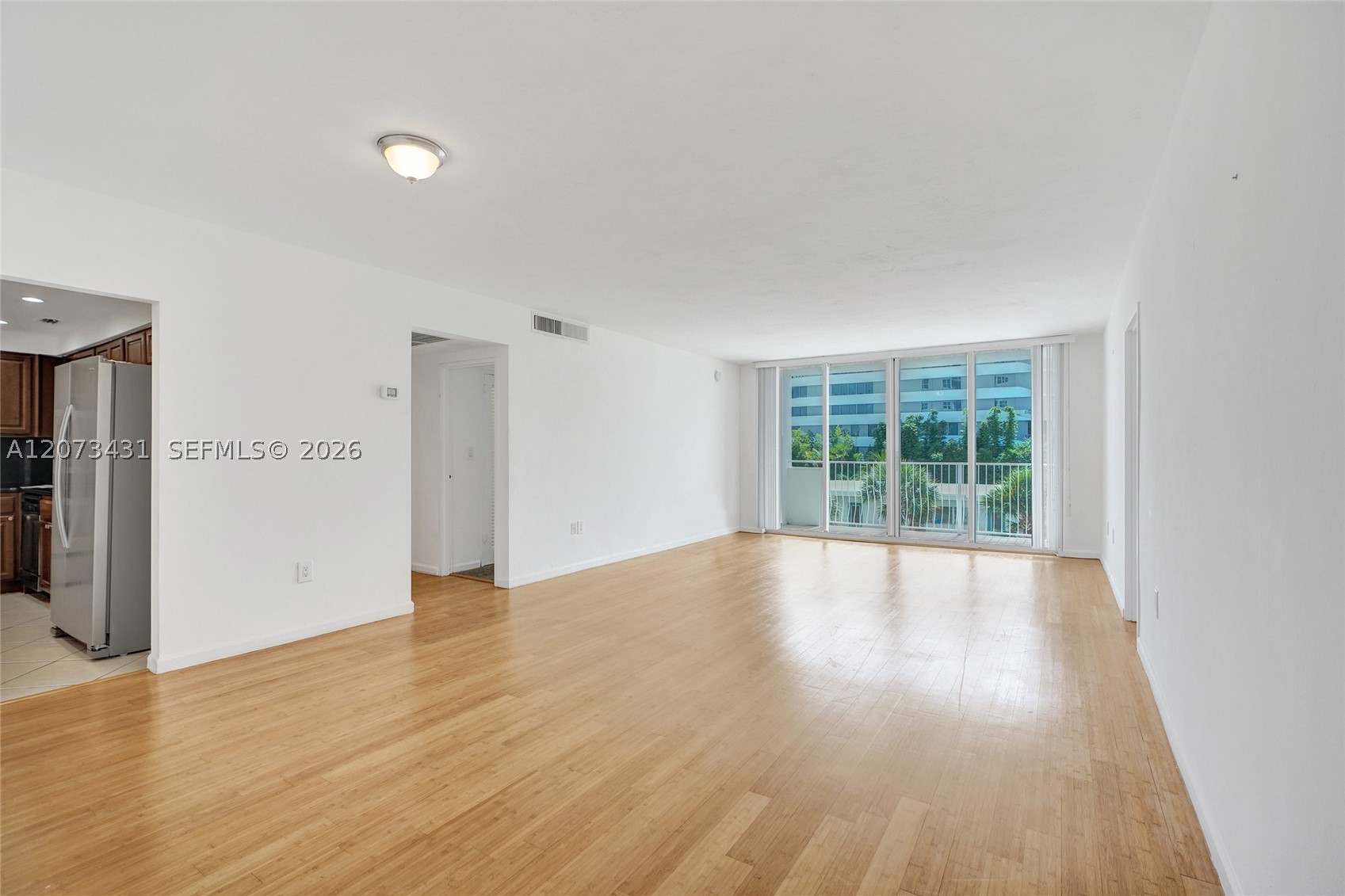 10350 W Bay Harbor Dr 3g Property Photo 6