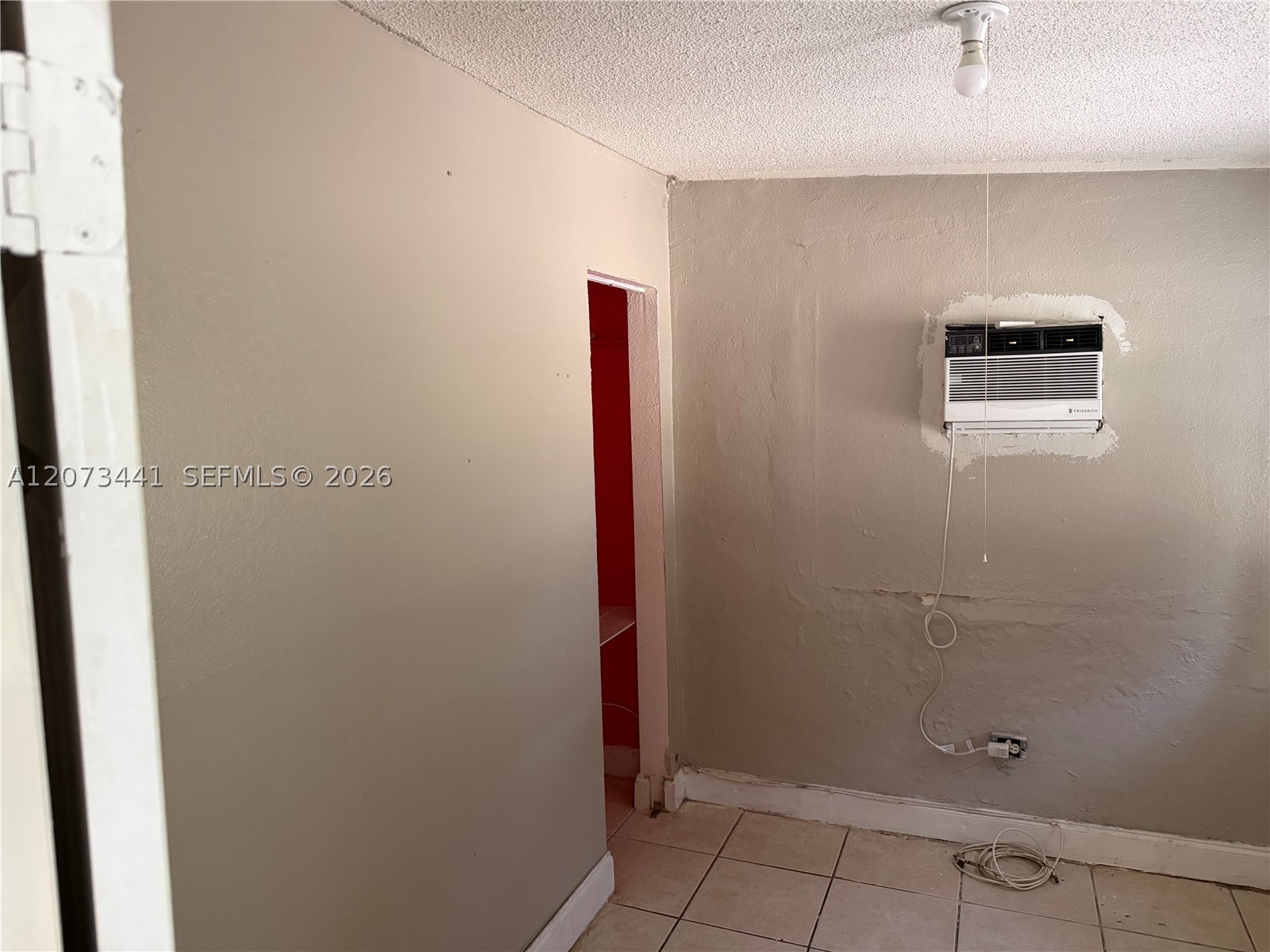 3035 Nw 55th St Property Photo 10