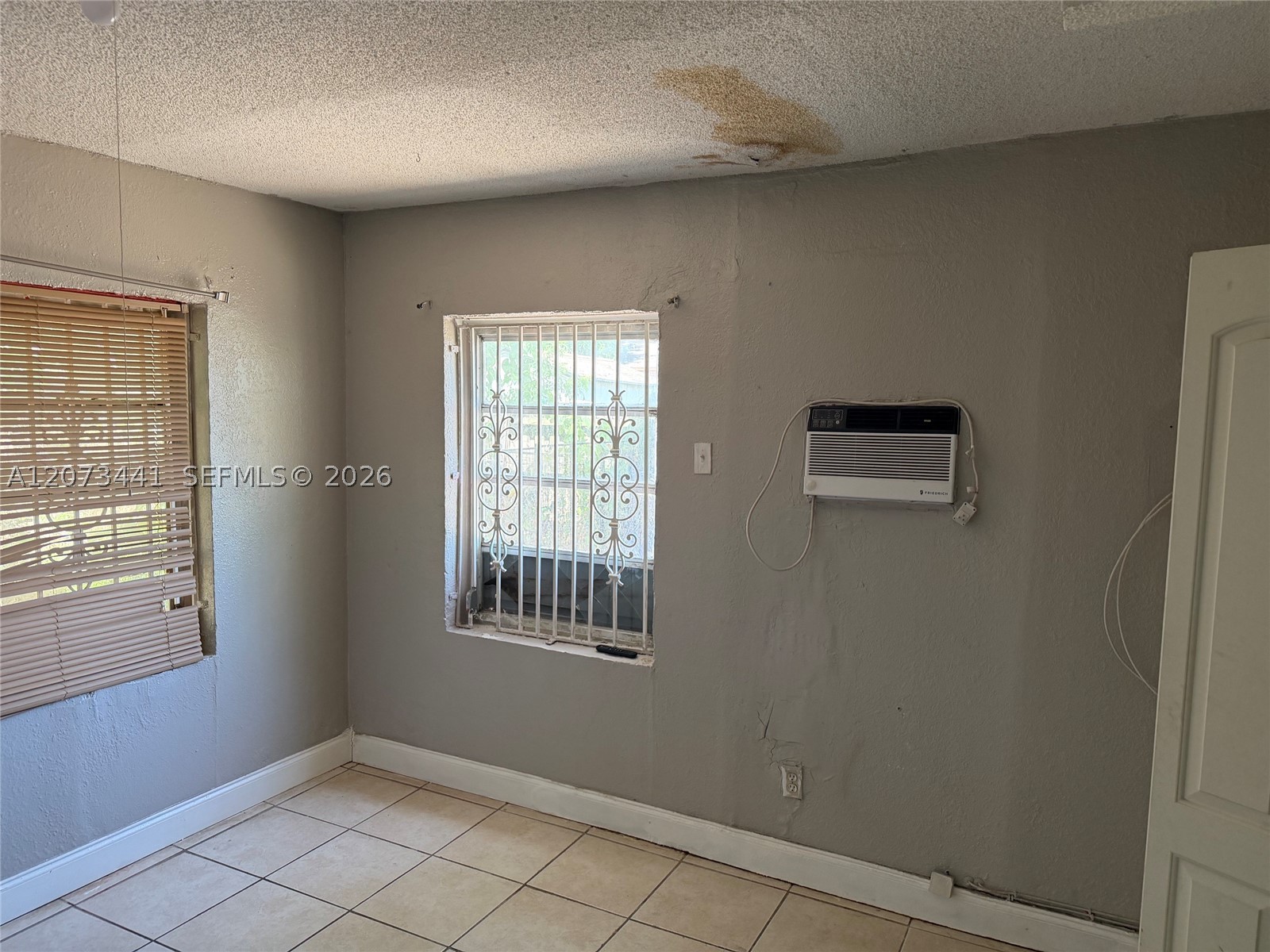 3035 Nw 55th St Property Photo 11