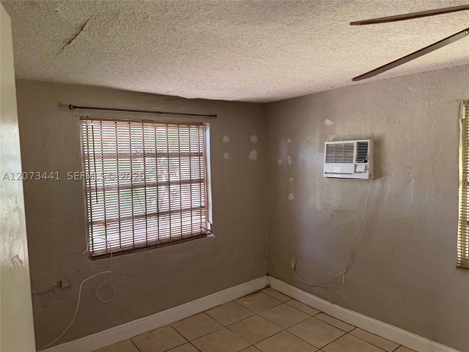 3035 Nw 55th St Property Photo 14