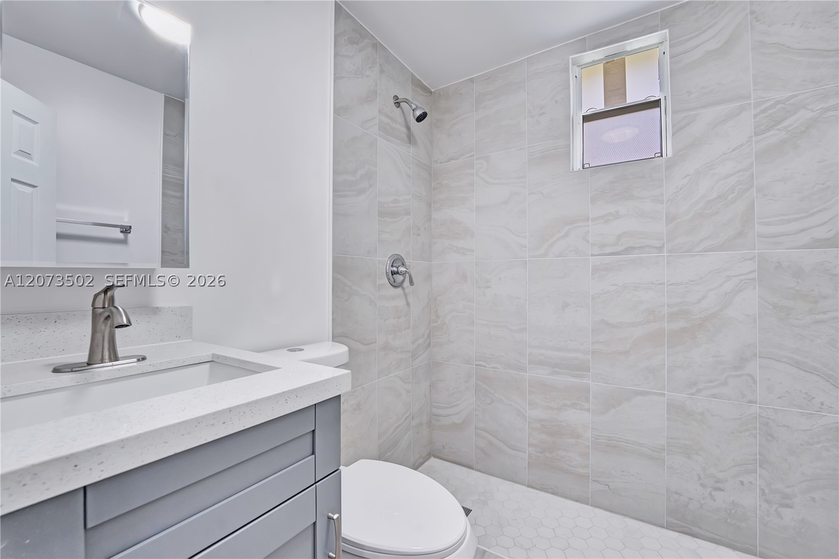 769 Nw 10th St 1 Property Photo 6
