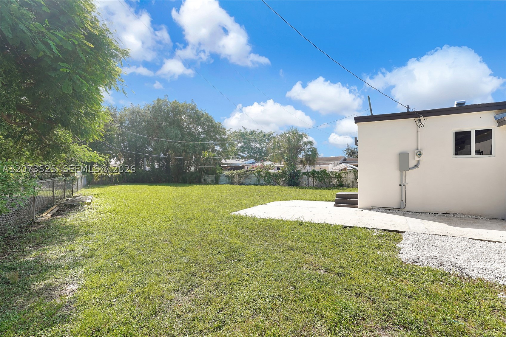 657 Ahmad St Property Photo 15
