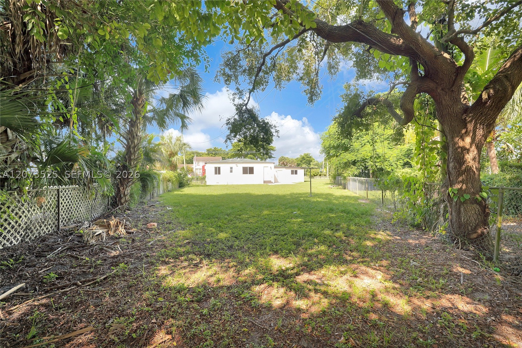 657 Ahmad St Property Photo 16