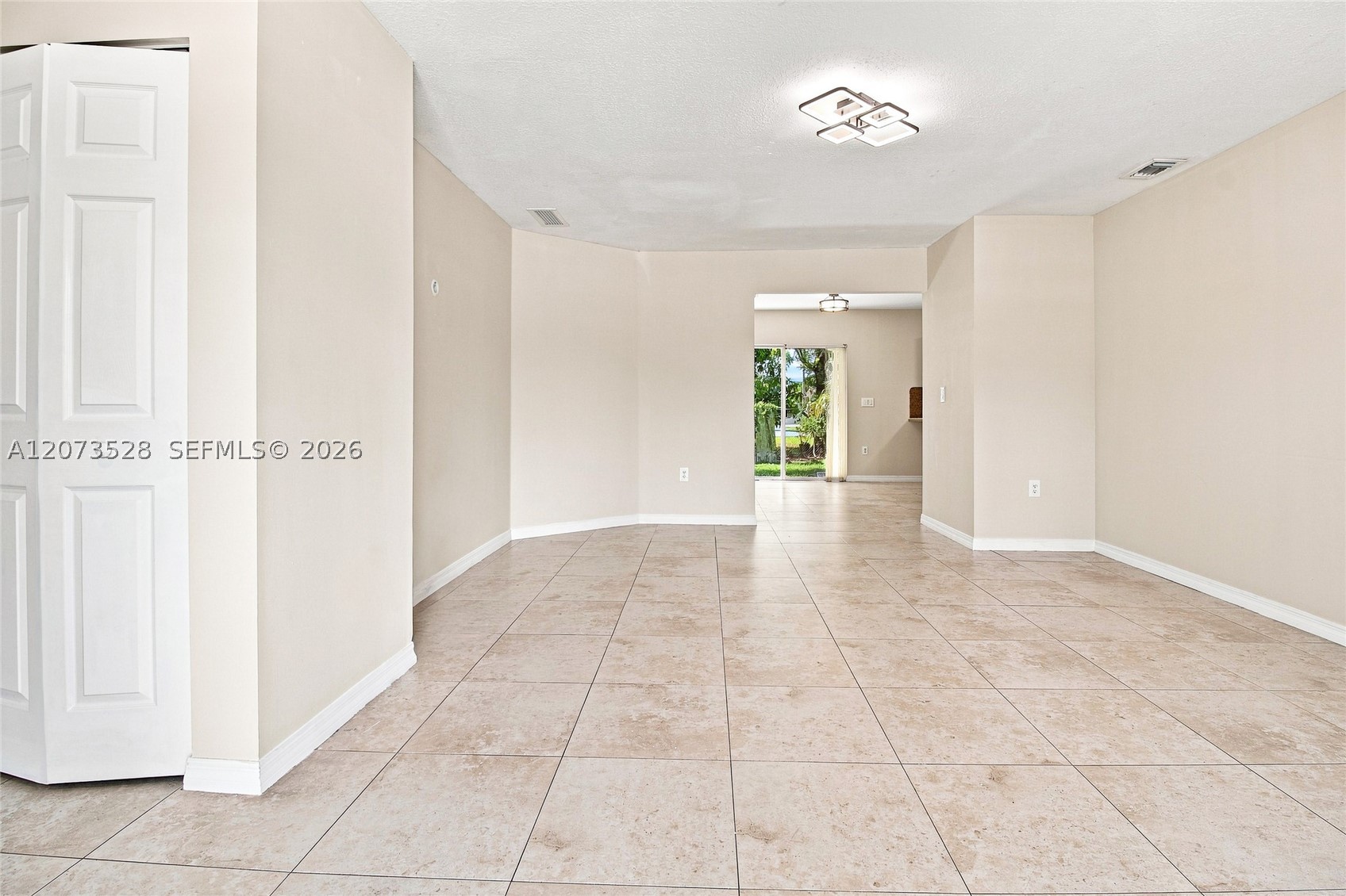 3520 Nw 213th Ter Property Photo 5