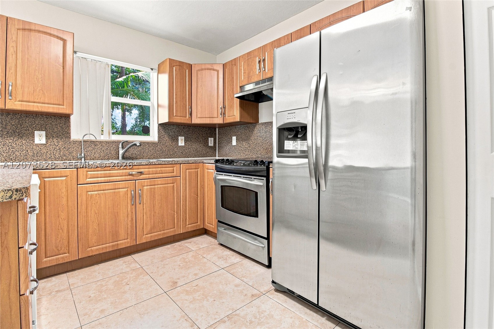 3520 Nw 213th Ter Property Photo 11