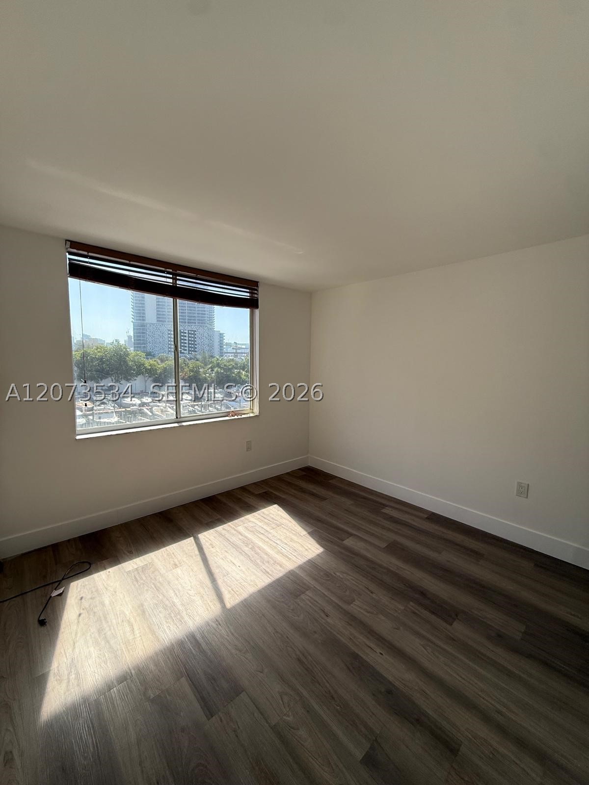 1720 Nw N River Dr 408 Property Photo 13