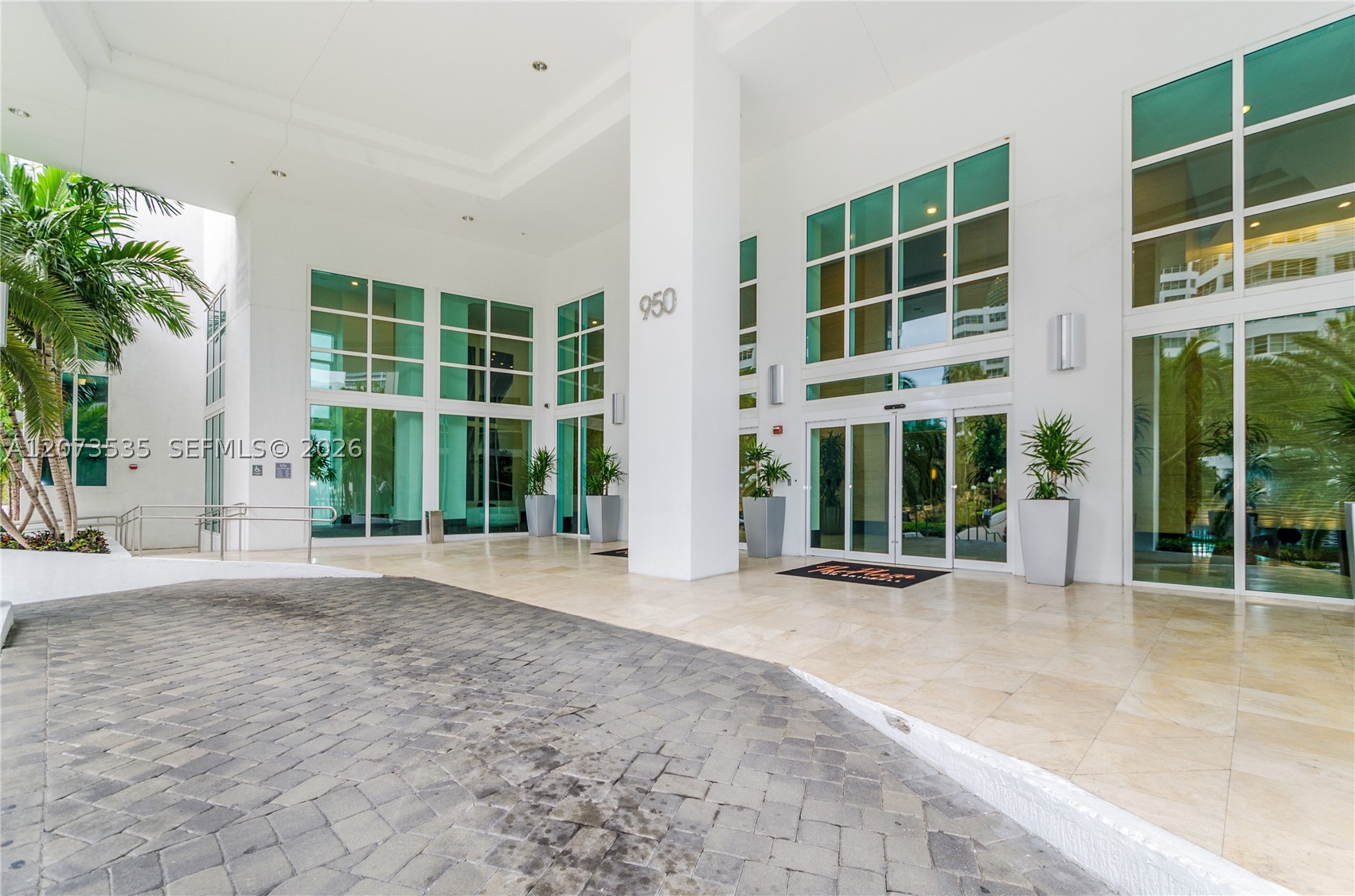 951 Brickell Ave 2709 Property Photo 15