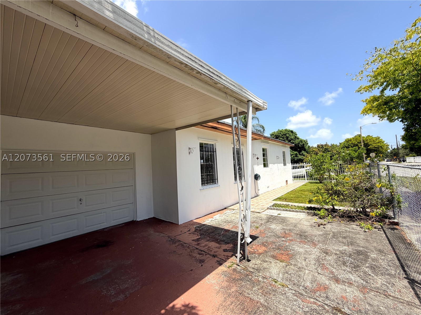 120 Sw 59th Ave Property Photo 6