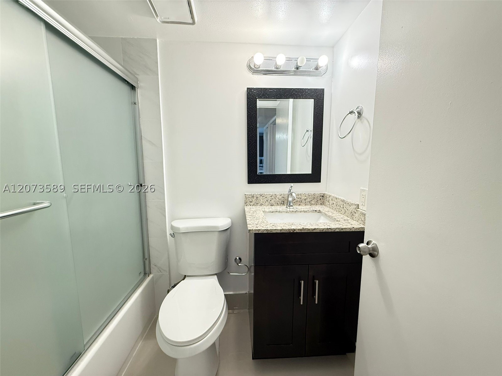 6095 N Sabal Palm Blvd 103 Property Photo 8