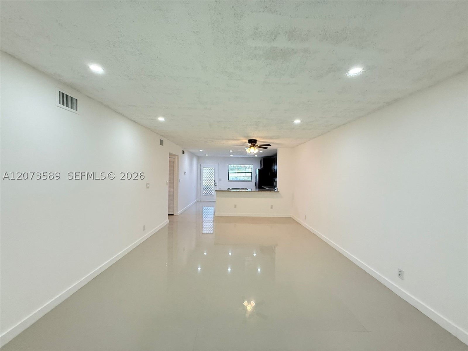 6095 N Sabal Palm Blvd 103 Property Photo 12