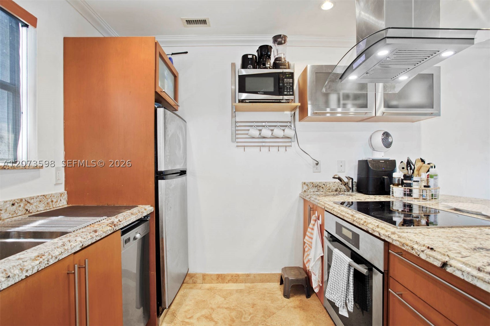 798 Crandon Blvd 37-c Property Photo 5