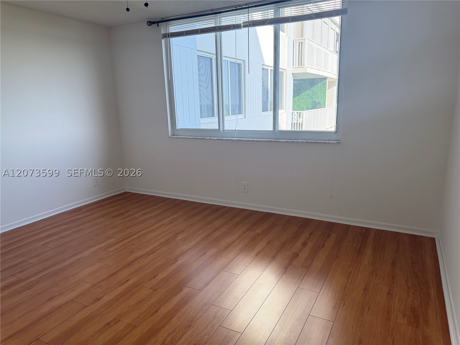 4200 Hillcrest Dr 809 Property Photo 8